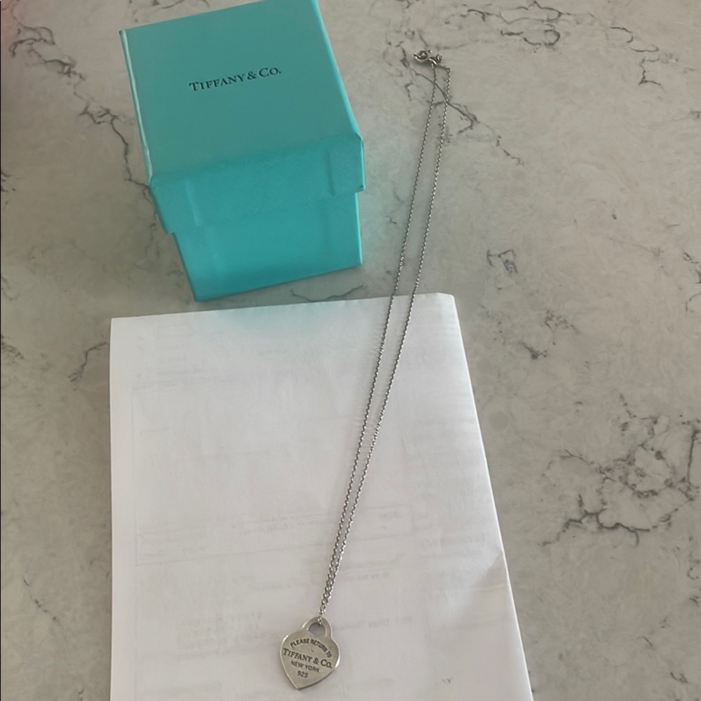 Tiffany & Co. 925 Silver Return to Tiffany 16in Necklace with Pendant